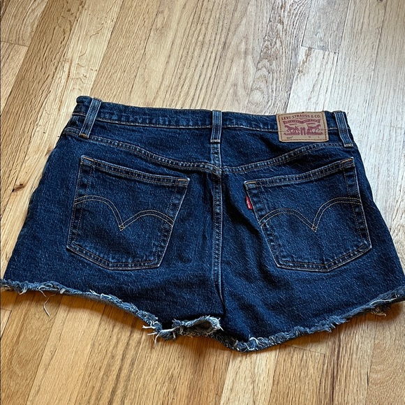 Levi's 501 Dark Blue Jean Shorts - Picture 1 of 2